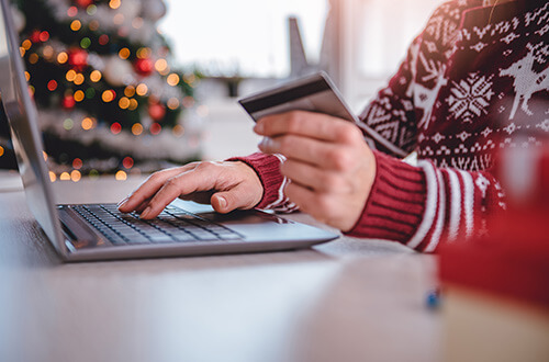 How a Balance Transfer Can Help You Manage Holiday Debt